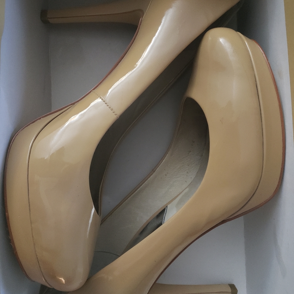 Michael Kors Ionna Pump